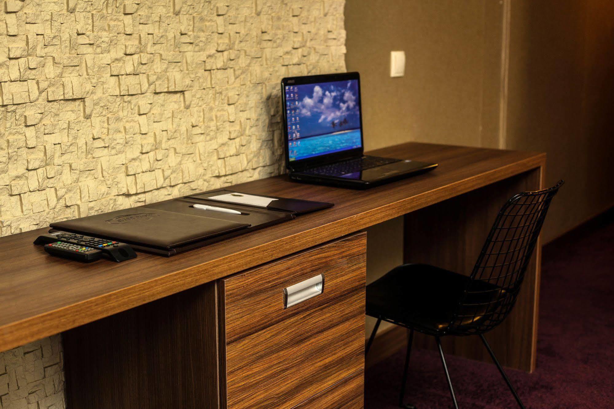Grand Akcali Otel Iskenderun Bagian luar foto
