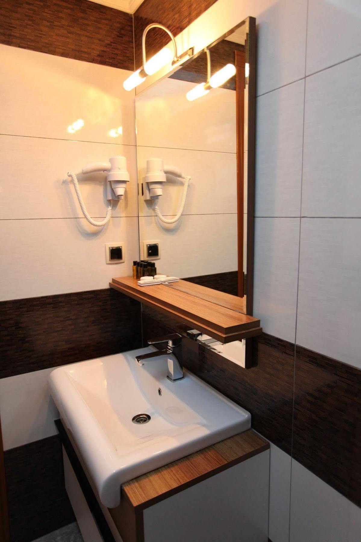 Grand Akcali Otel Iskenderun Bagian luar foto