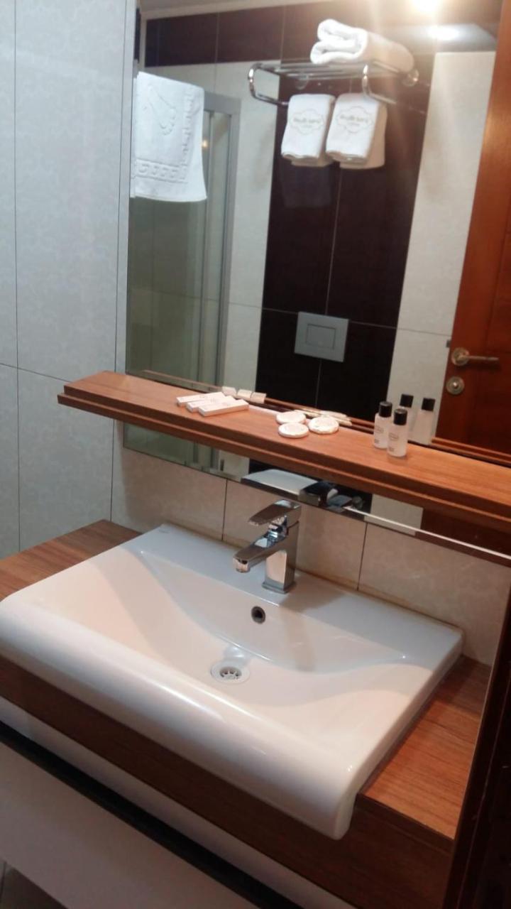 Grand Akcali Otel Iskenderun Bagian luar foto